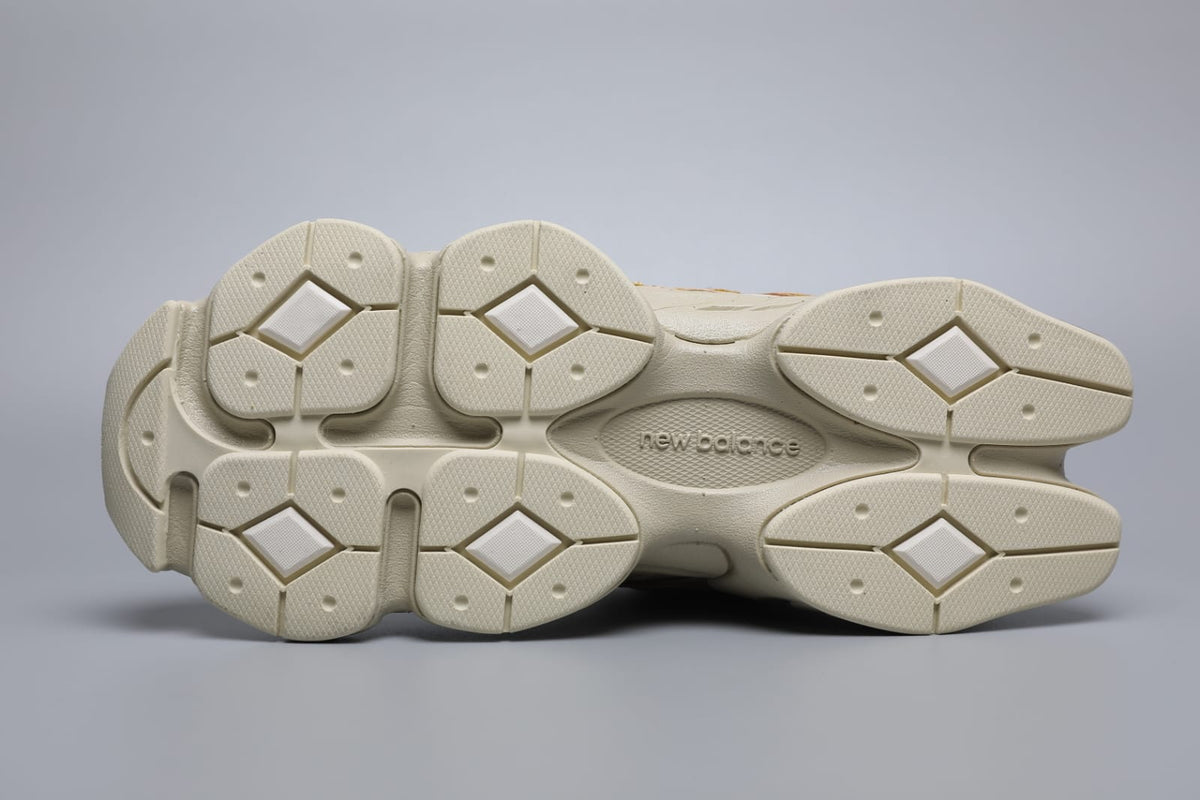 New Balance 9060 Unisex Sneakers Bone Sparrow